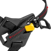 Fermeture du bloqueur de pied Pantin Click de Petzl