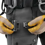 Clips du harnais de travail AVAO FAST de Petzl
