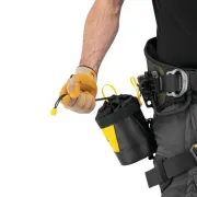 Fermeture de la pochette de rangement Toolbag 1,5L de Petzl