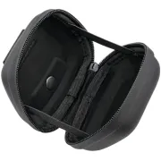 Ouverture de la pochette de rangement Shell Pro pour lampe frontale de Petzl