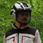 Utilisation du casque Protos Integral Arborist Noir et Blanc Pfanner