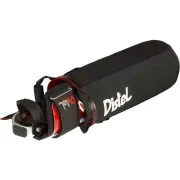 Remplissage du sac de rangement SpikeBack pour le transport des griffes d'élagage de Distel