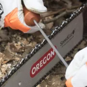 Utilisation du kit d'affûtage pour chaîne de tronçonneuse Oregon
