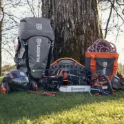 Utilisation du sac à dos pour équipement de travail en hauteur de Husqvarna
