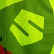 Nouveau logo sur le t-shirt à manches courtes jaune SOLAR haute visibilité de Solidur