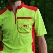 Zoom sur le t-shirt à manches courte jaune de SIP PROTECTION