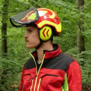 Utilisation du casque Protos Forest Rouge et Jaune PFANNER