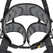 Intérieur du harnais de maintien & antichute Volt Light de Petzl