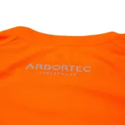 Zoom sur le t-shirt à manches courtes orange Performance de Arbortec