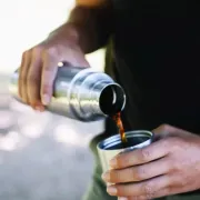 Utilisation de la de la Thermos Isotherme en Inox de 750mL de QWETCH