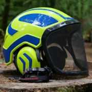 Zoom sur le casque d'élagage Protos Integral Jaune Néon et Bleu Pfanner