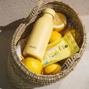 Plan sur les Pastilles Solid Drinks Bio au Citron de Qwetch