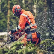 Mise en contexte des coquilles antibruit avec communication Bluetooth, X-SYNC de HUSQVARNA