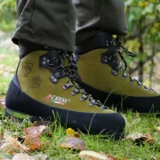 Zoom sur les chaussures Rozes WOOD/P ANDREW