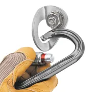 Utilisation de l'amarrage en acier pour travaux en intérieur COEUR BOLT STEEL de Petzl