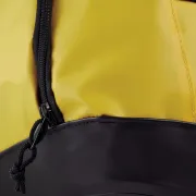 Zoom sur le sac de rangement Duffel jaune de 65L Petzl
