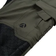 Mise en contexte du pantalon anticoupure classe 1 Vented Olive de Arbortec