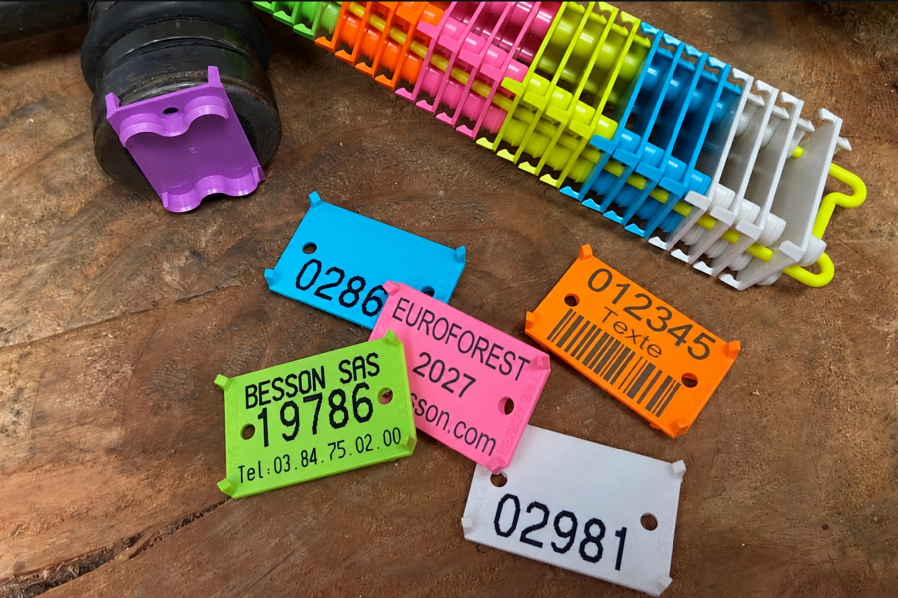 Plaquettes d'identification forestière Le Besson